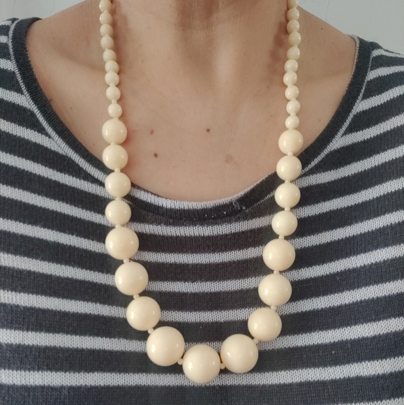 Vintage 60s Faux Ivory Long Necklace - Picture 3 of 10